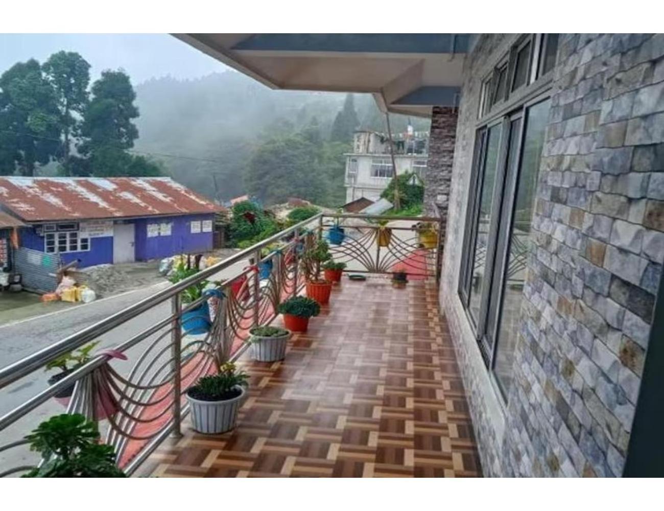 Sona Lodge, Shiliguri Exterior foto